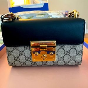 Gucci Padlock small GG shoulder bag.